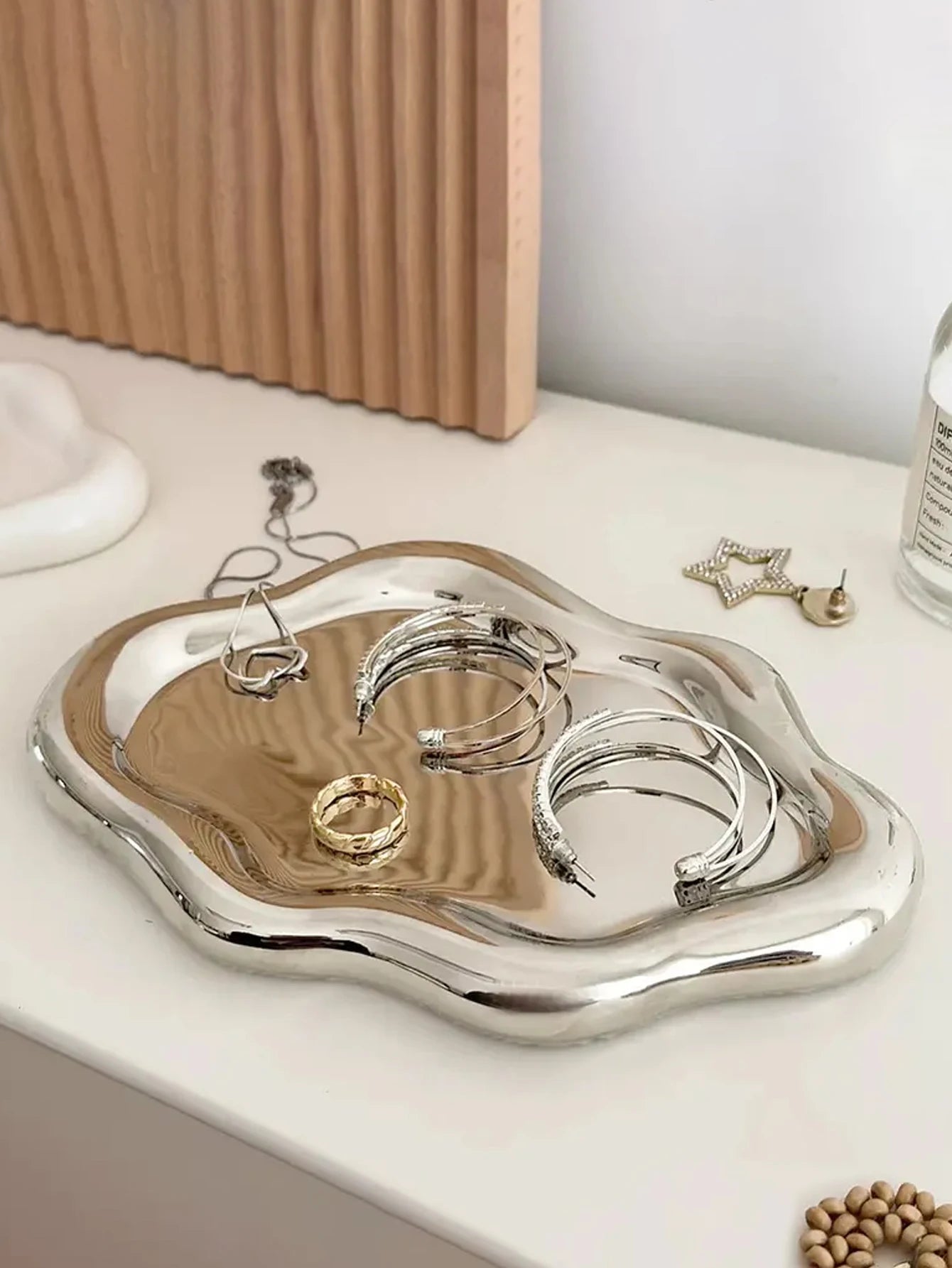 Ordelle | Bandeja Decorativa Cloud em Cerâmica para Joias