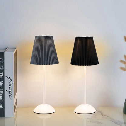 Ordelle | Luminária de Mesa LED Plissada Recarregável