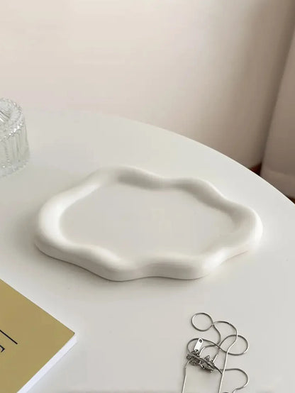 Ordelle | Bandeja Decorativa Cloud em Cerâmica para Joias